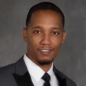 Meet your Posher, Theo